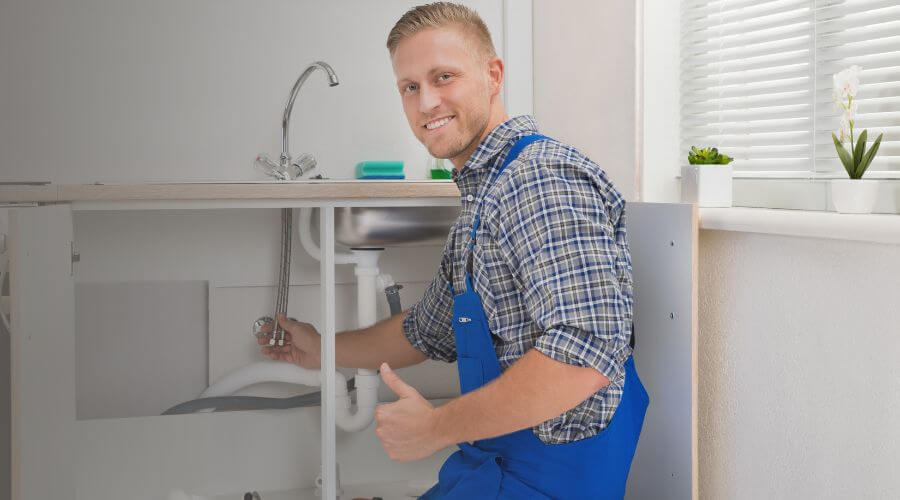 Nighttime Plumber in Milano, TX